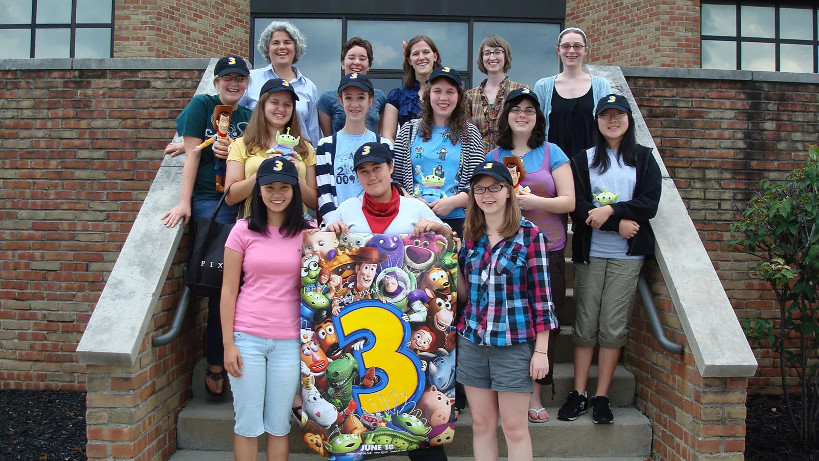 students and mentors group photo